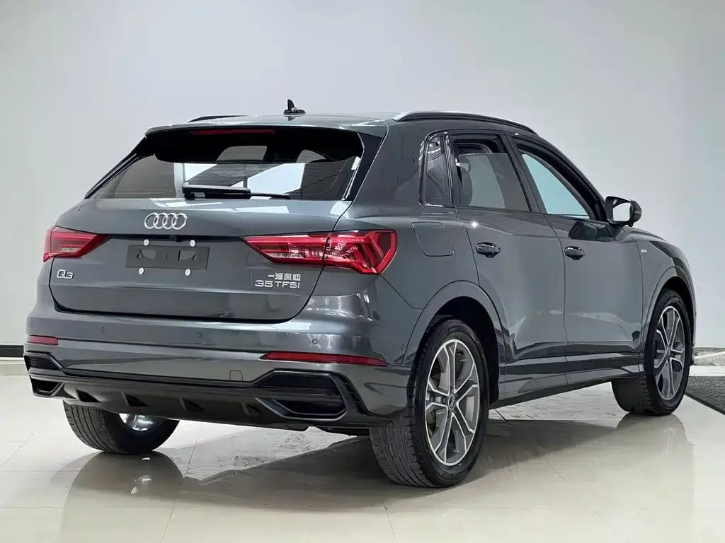 Audi Q3 — фото 4