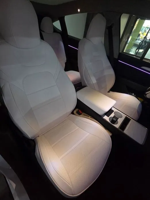 Tesla Model Y 2023 из KR, фото 3
