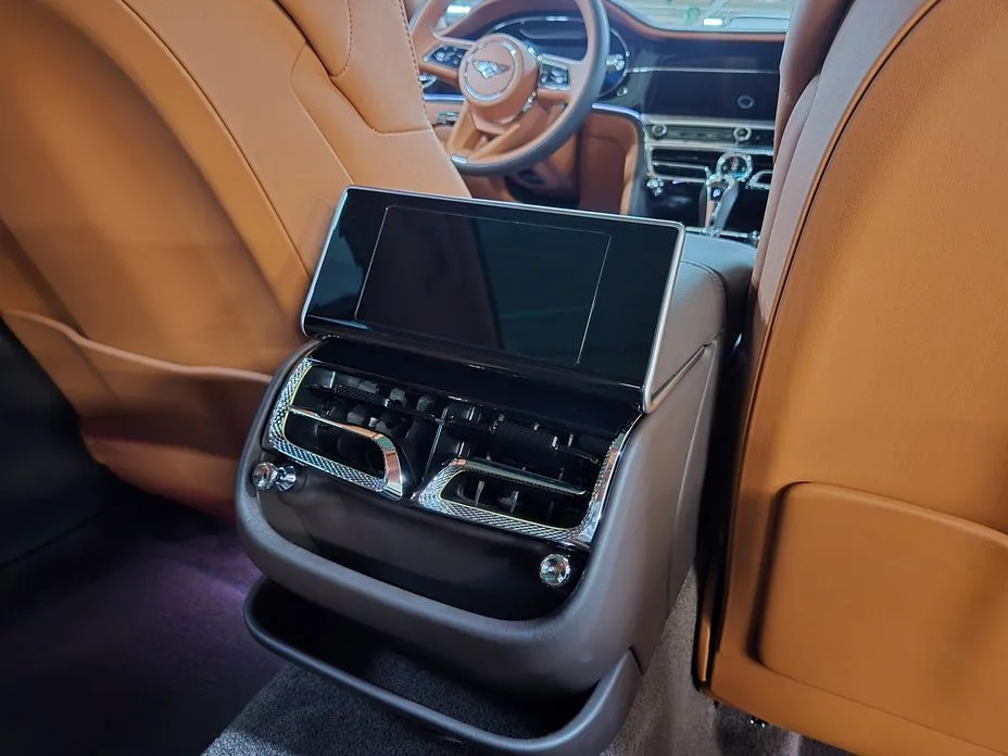 Bentley Flying Spur 2022 из KR, фото 5