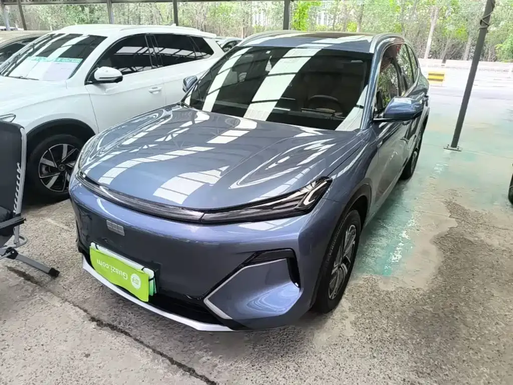Geely Galaxy Xingjian 7 — фото 1