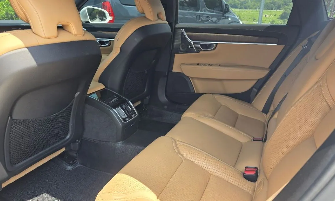 Volvo S90 2023 из KR, фото 5