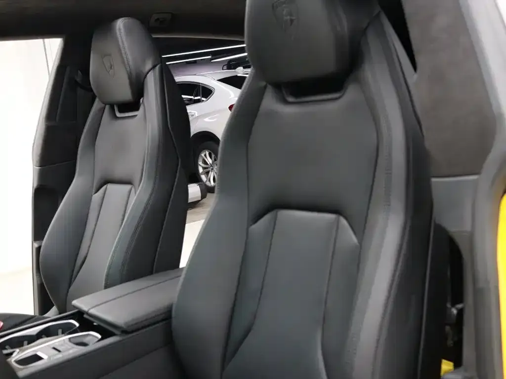 Lamborghini Urus — фото 3