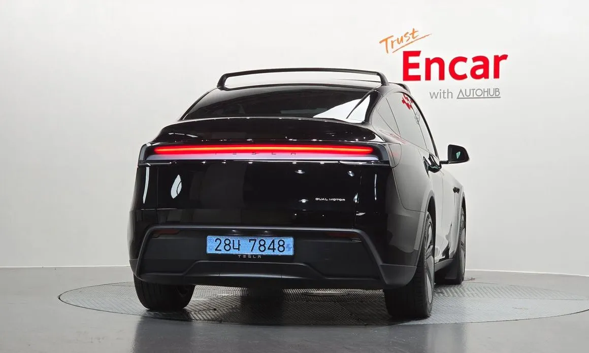 Tesla Model Y — фото 2
