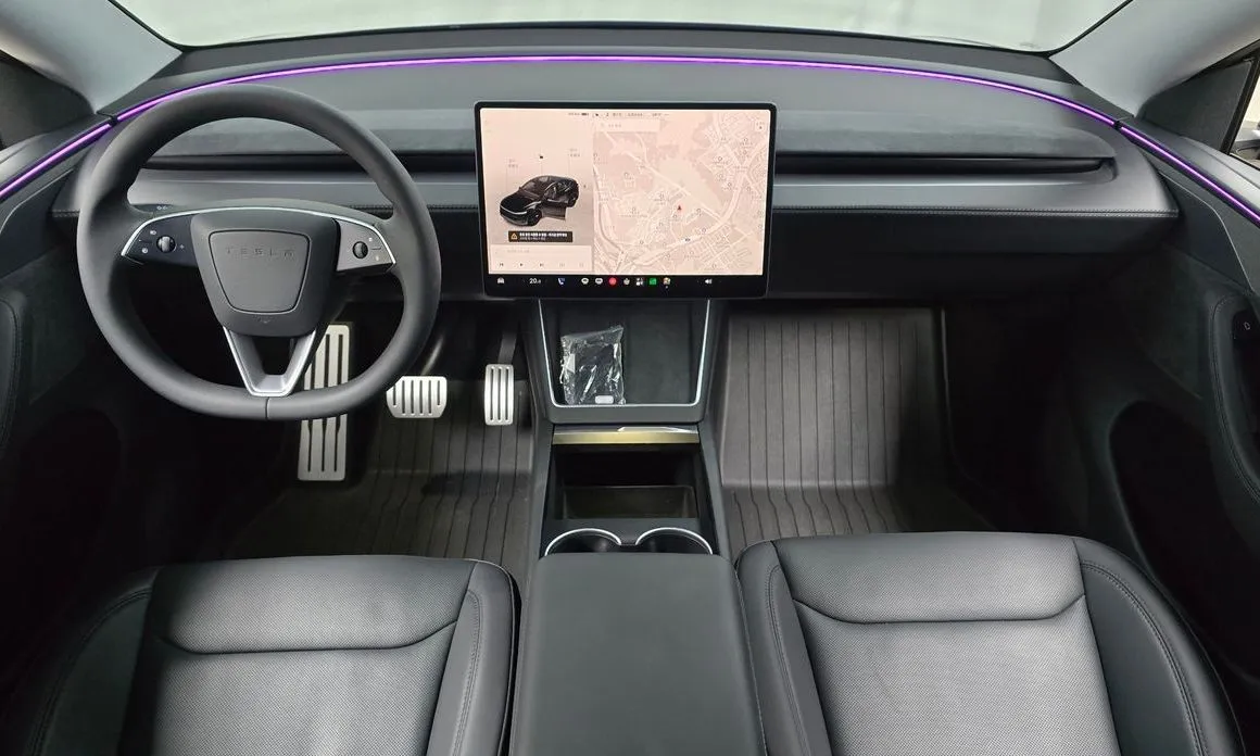 Tesla Model Y — фото 6