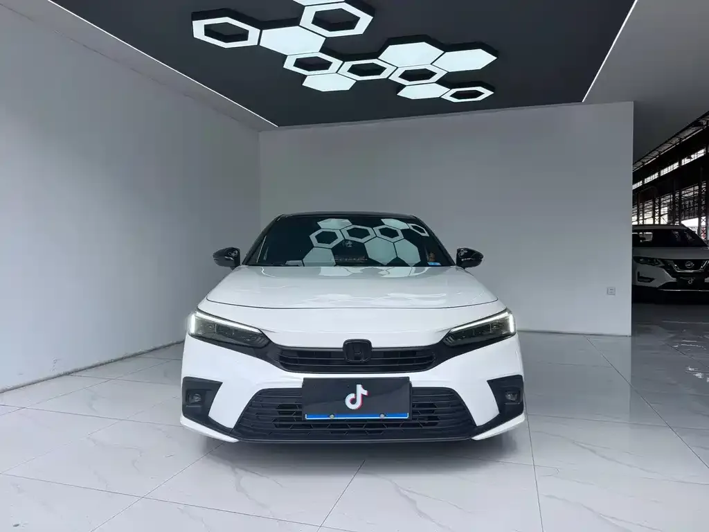 Honda Civic — фото 5