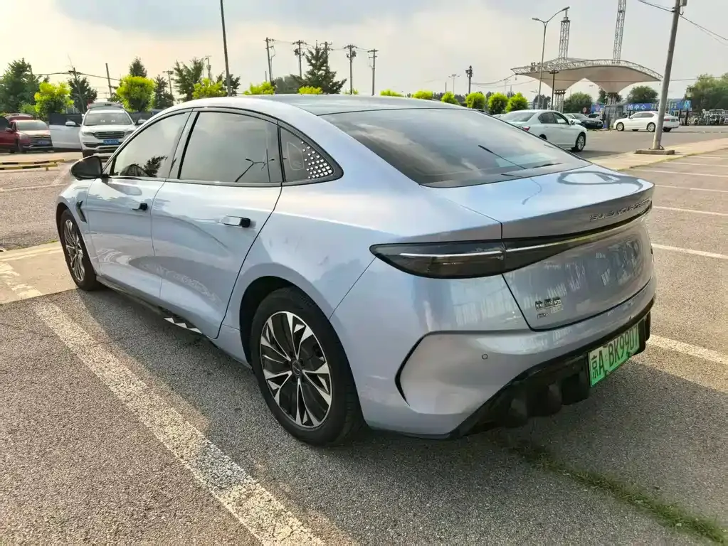 BYD Seal — фото 4