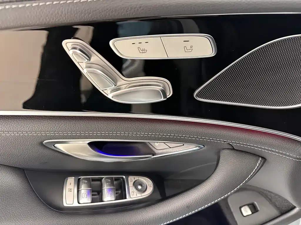 Mercedes-Benz AMG GT — фото 10