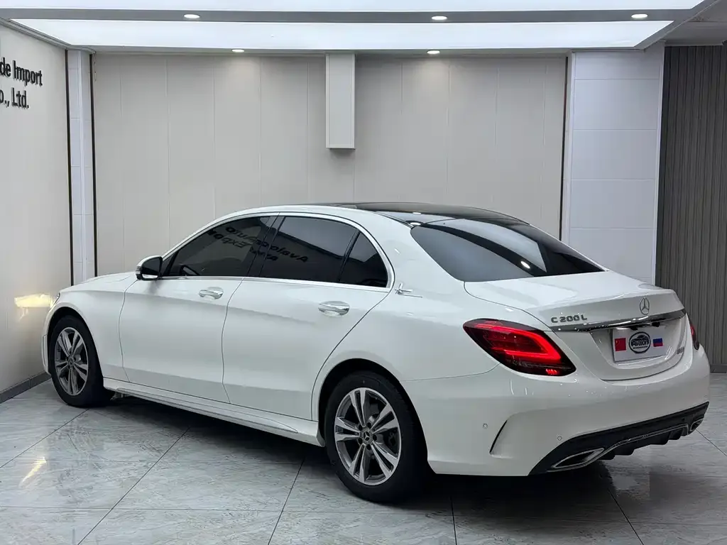 Mercedes-Benz C-Class — фото 10