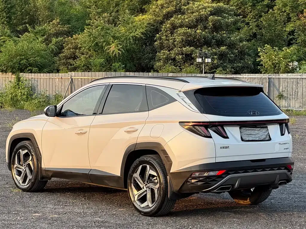 Hyundai Tucson — фото 7