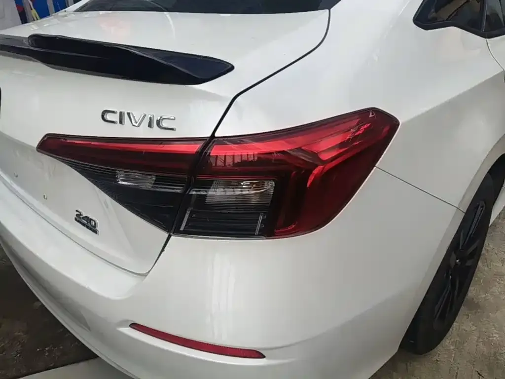 Honda Civic — фото 5