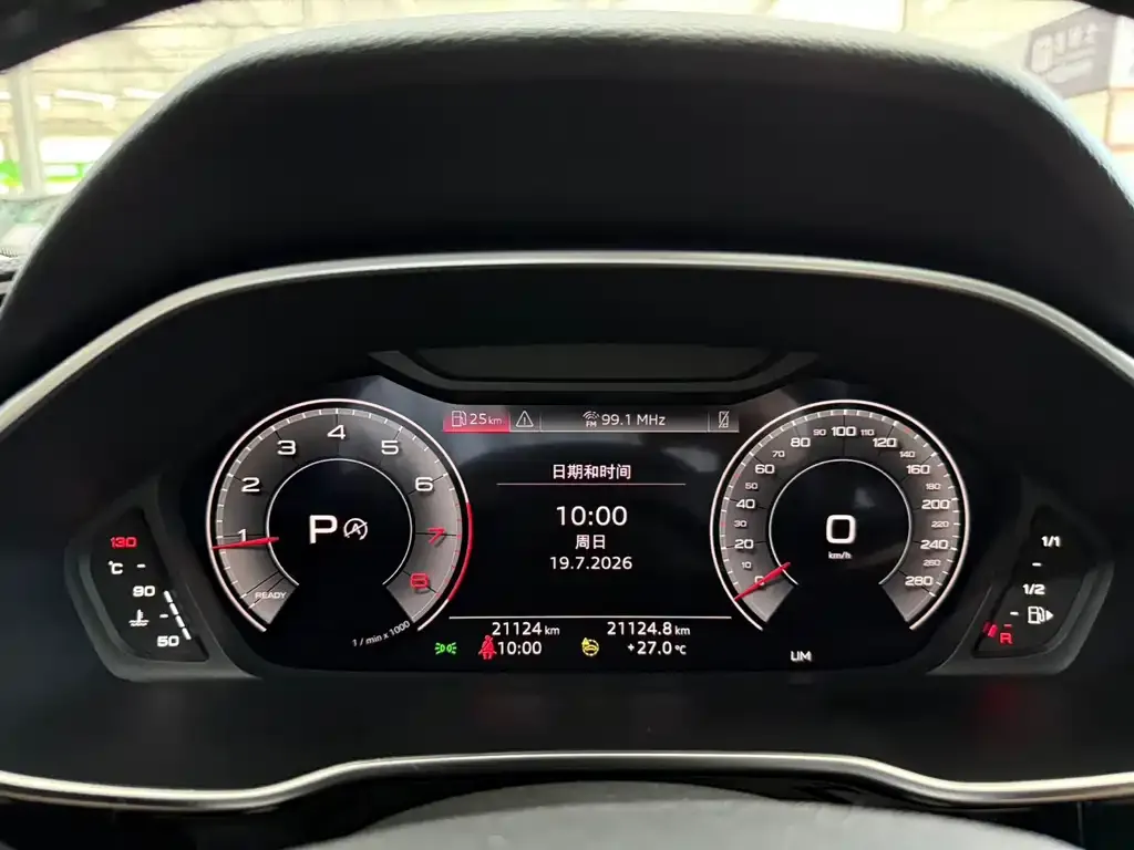 Audi Q3 Sportback — фото 4