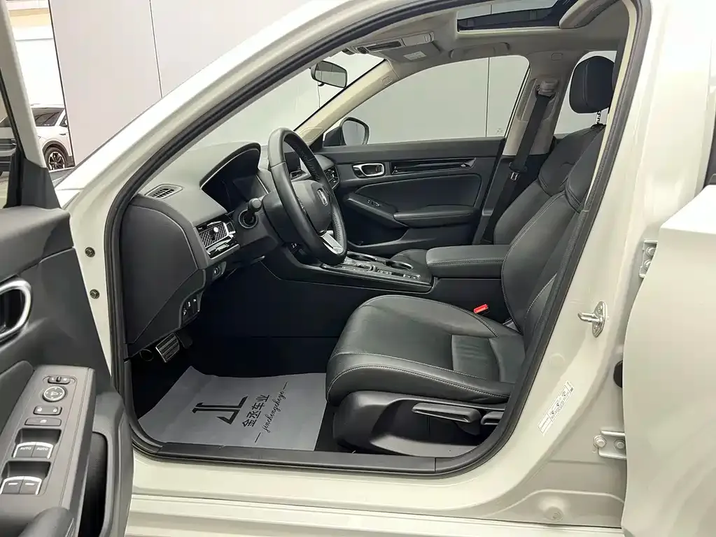 Honda Civic 2023 из CN, фото 7