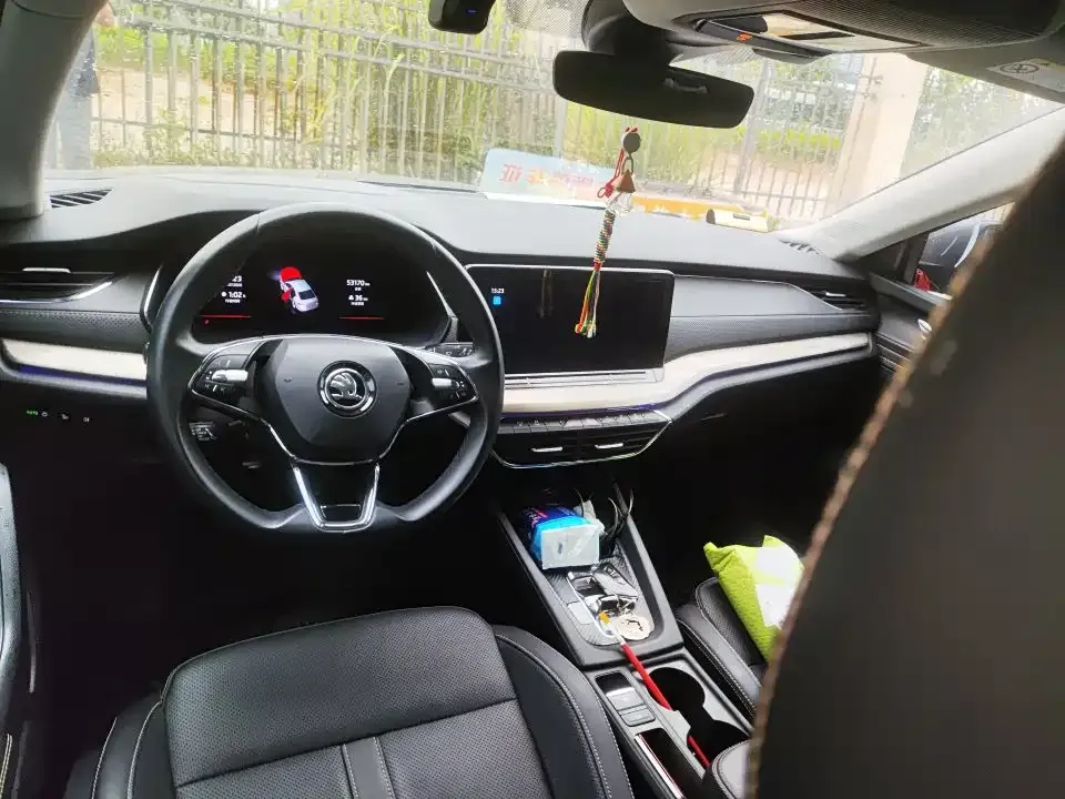 Skoda Octavia — фото 5