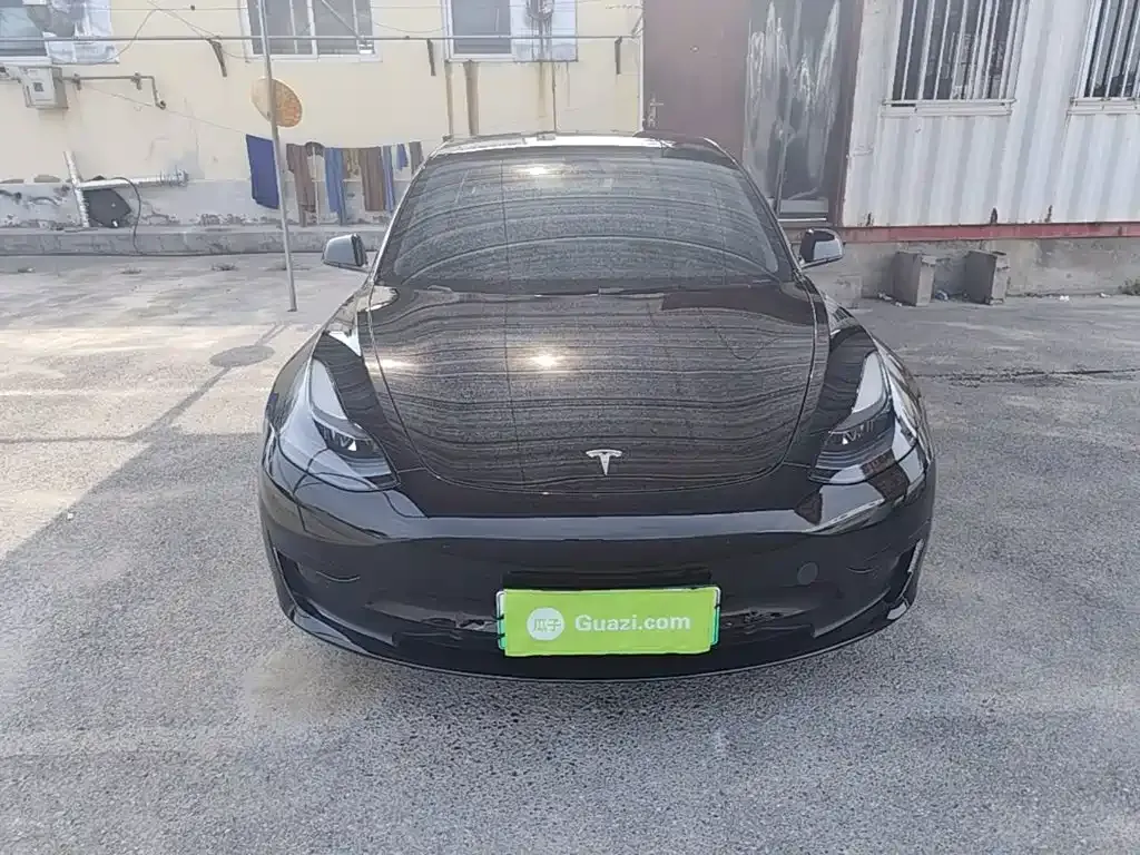 Tesla Model 3 — фото 6