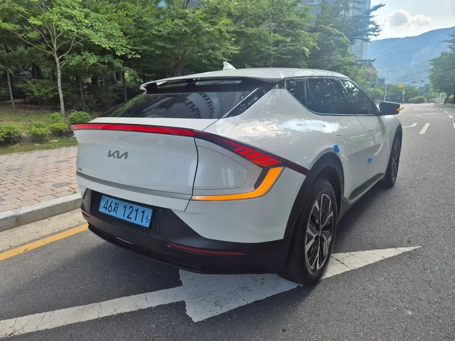 Kia EV6 — фото 8