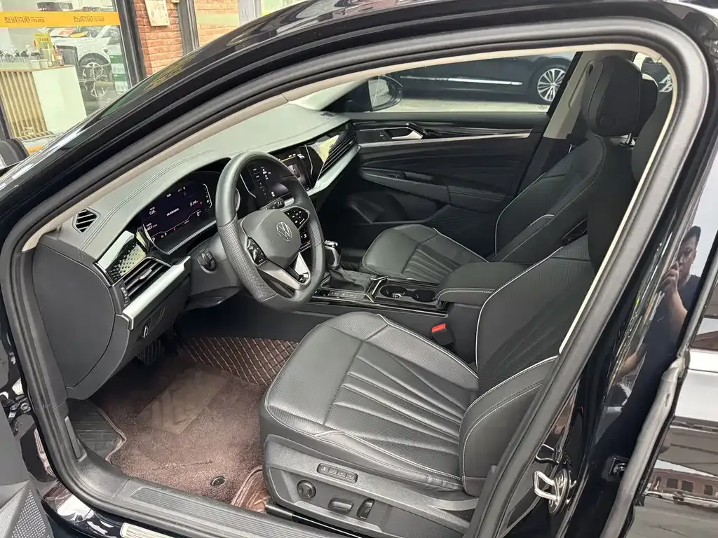 Volkswagen Passat — фото 6