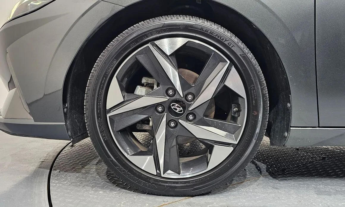Hyundai AVANTE — фото 10
