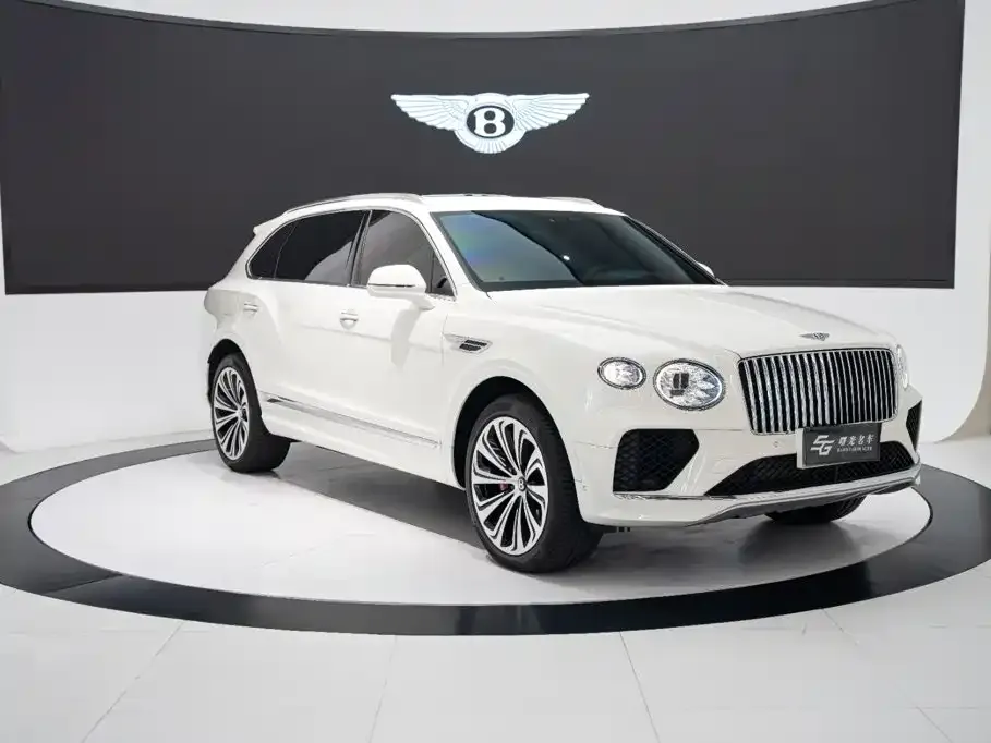 Bentley Bentayga — фото 2