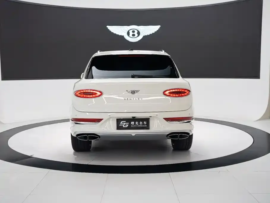 Bentley Bentayga — фото 5