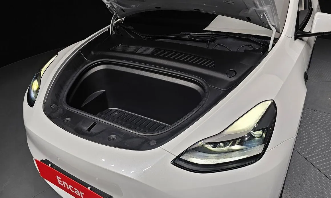 Tesla Model Y 2021 из KR, фото 7