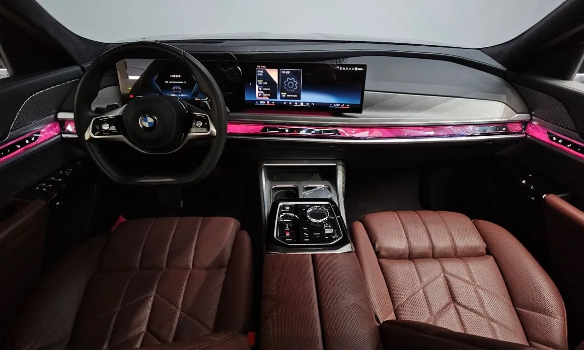 BMW 7-Series 2023 из KR, фото 8
