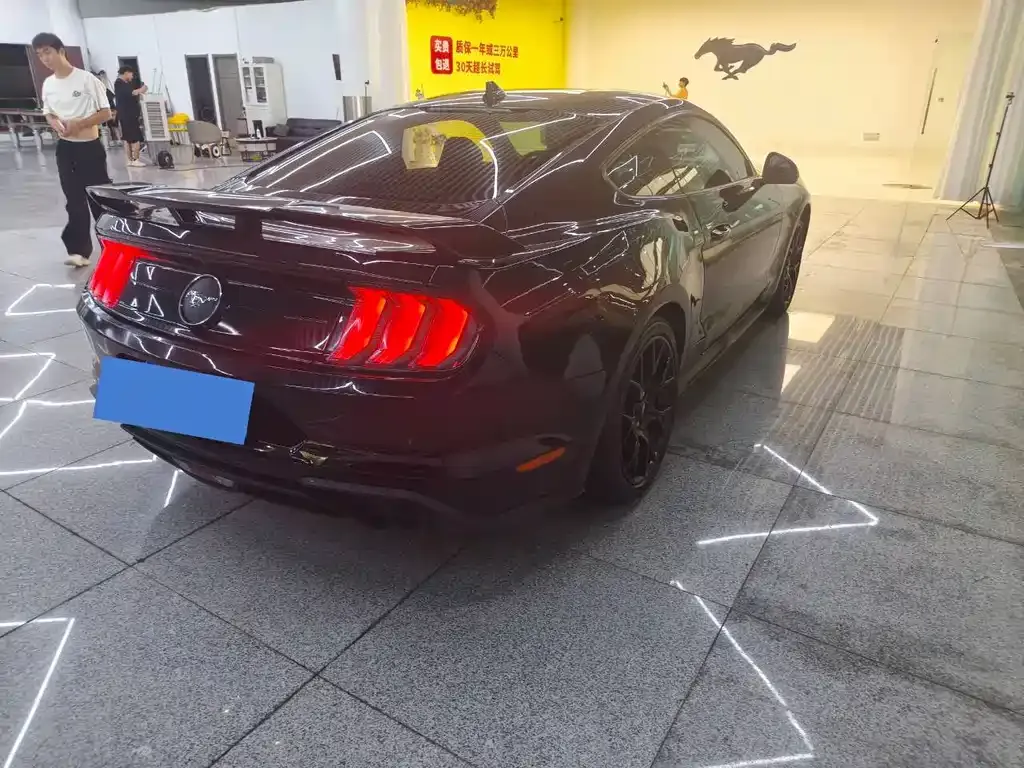 Ford Mustang 2022 из CN, фото 7
