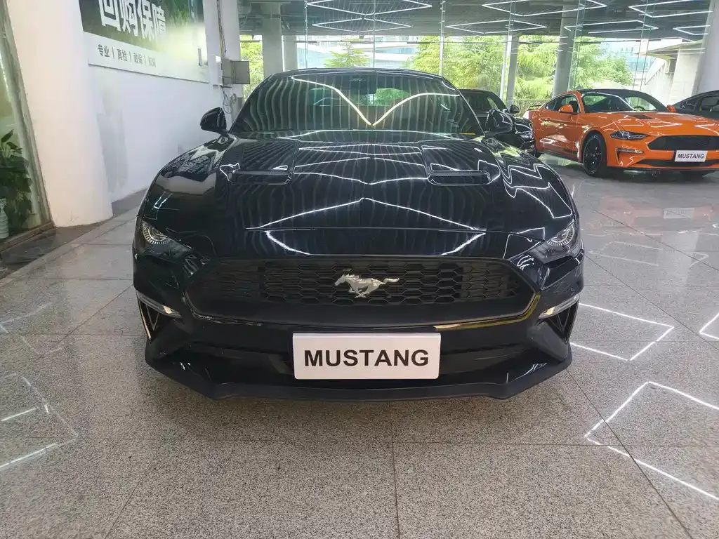 Ford Mustang 2022 из CN, фото 8