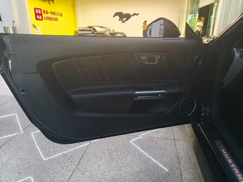 Ford Mustang 2022 из CN, фото 6