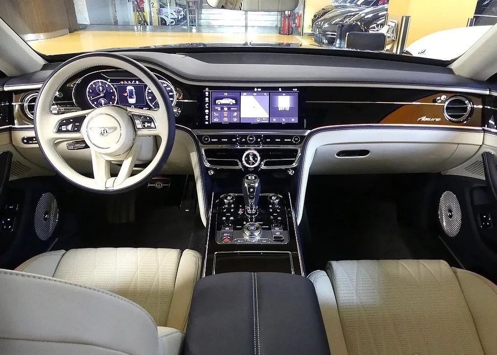 Bentley Flying Spur — фото 9