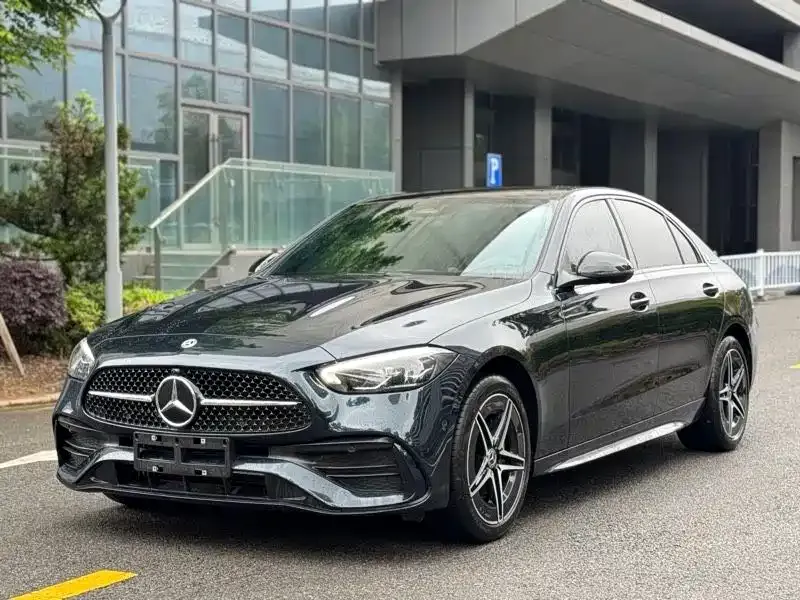 Mercedes-Benz C-Class — фото 1