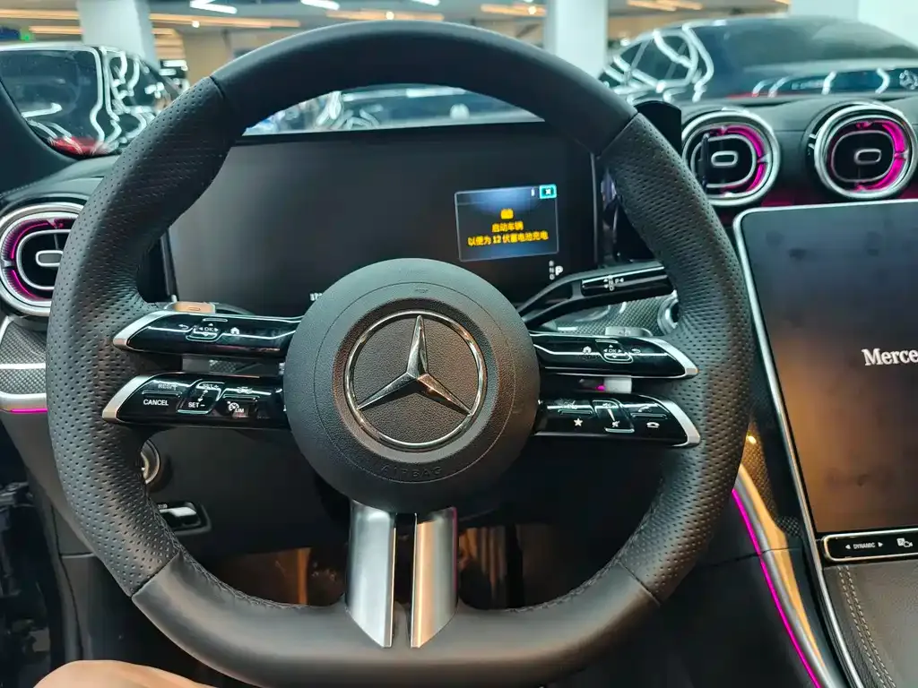 Mercedes-Benz C-Class — фото 10