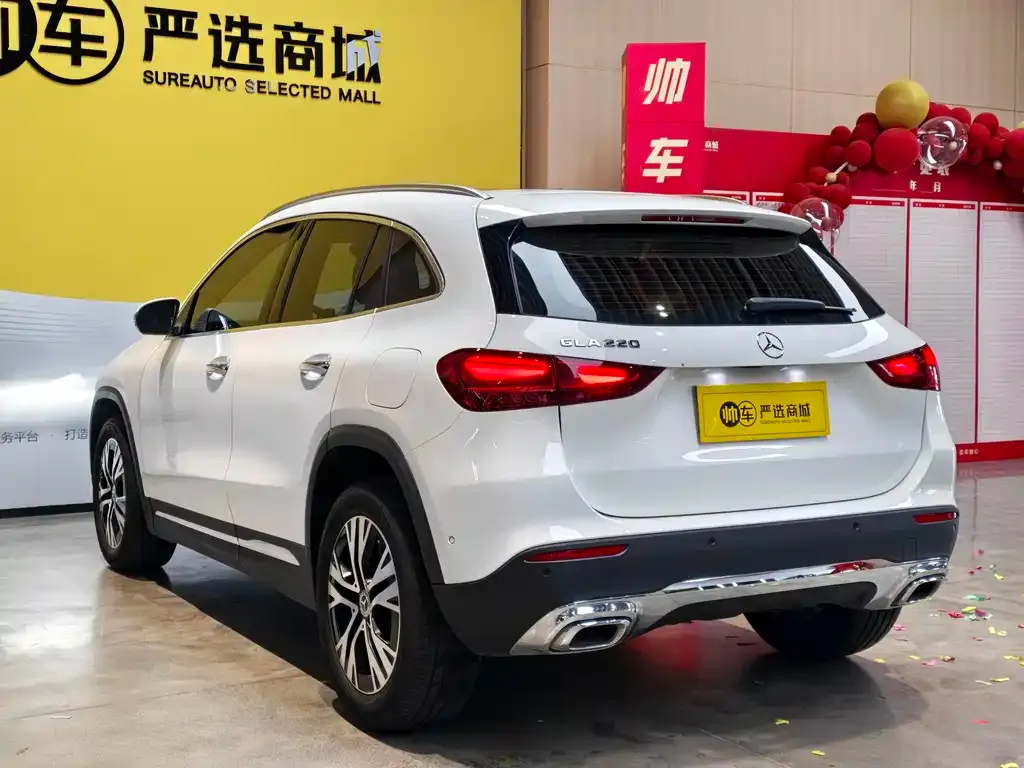 Mercedes-Benz GLA — фото 10
