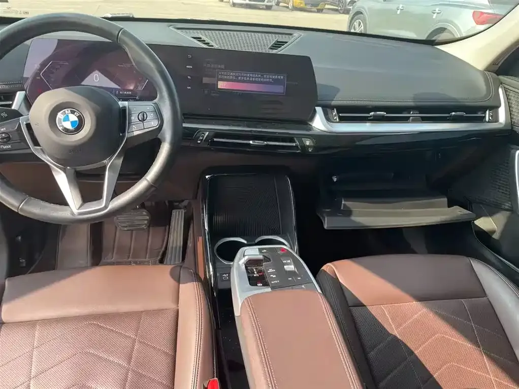 BMW X1 — фото 10