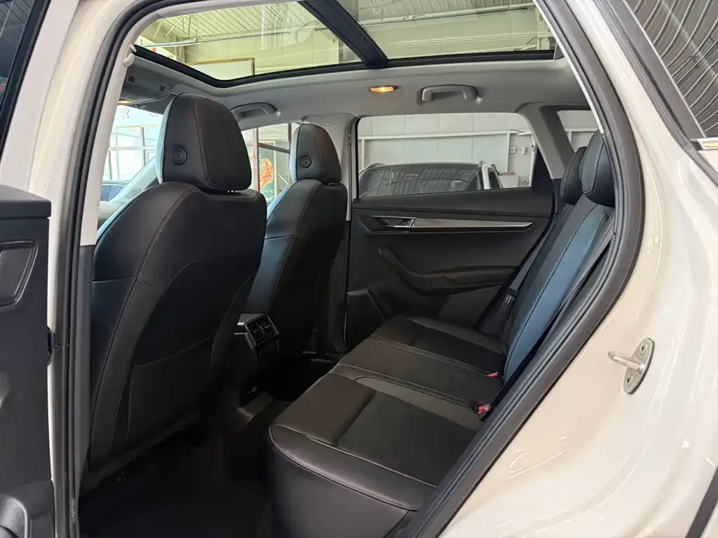 Skoda Karoq — фото 5