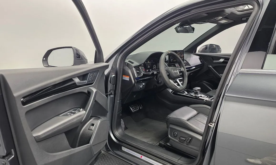 Audi Q5 2021 из KR, фото 9