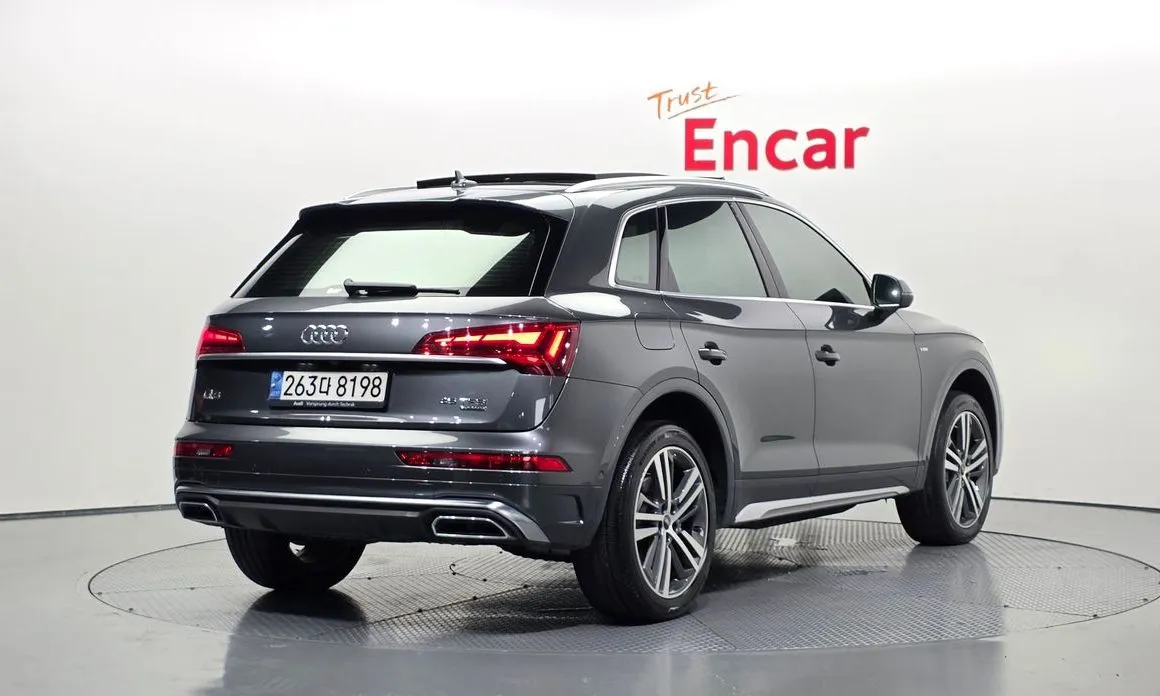 Audi Q5 2021 из KR, фото 4
