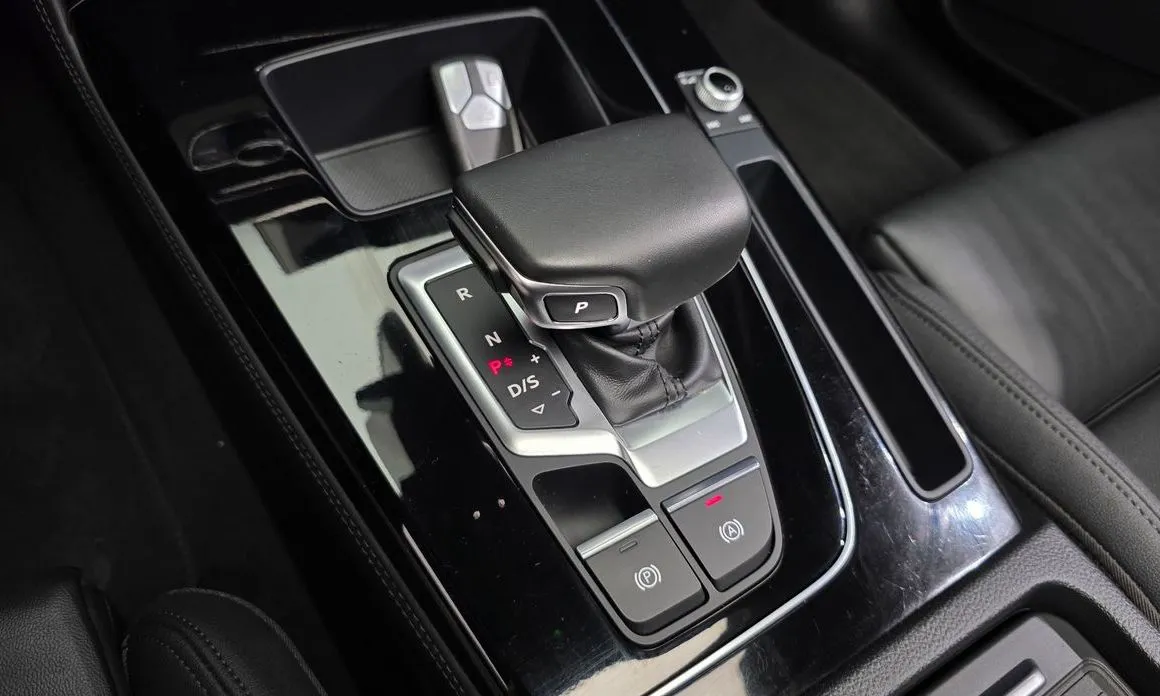 Audi Q5 2021 из KR, фото 10