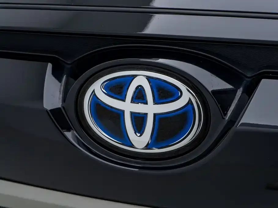 Toyota Frontlander — фото 2