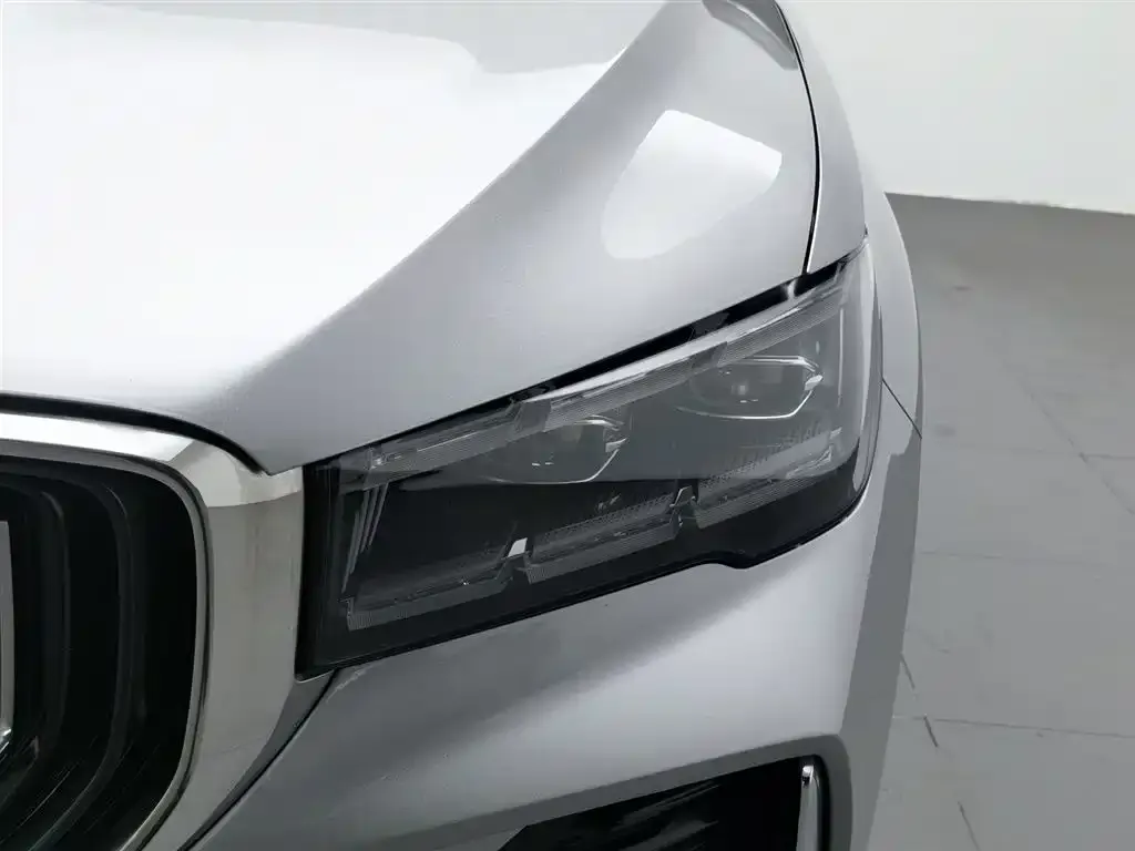 Geely Xingyue L — фото 9