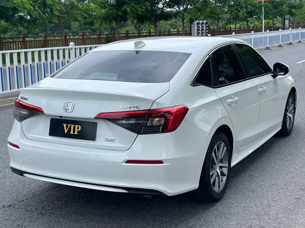 Honda Civic — фото 3