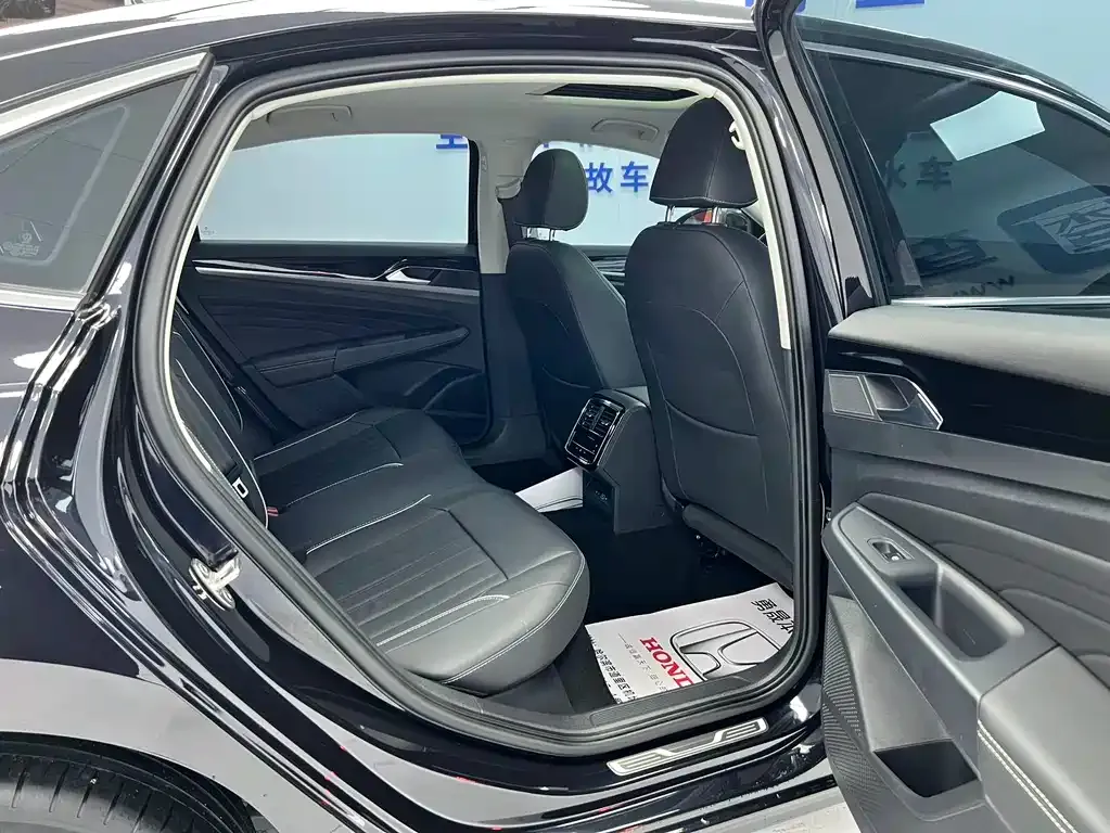 Volkswagen Passat — фото 4