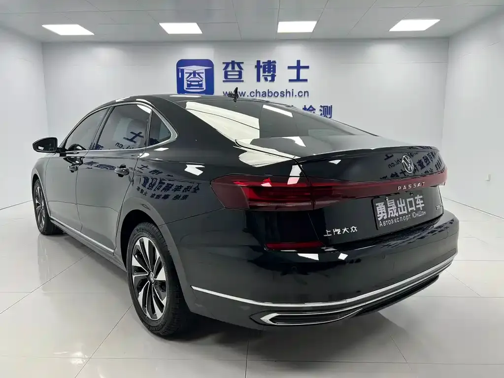 Volkswagen Passat — фото 9