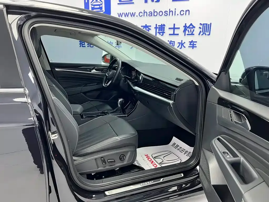 Volkswagen Passat — фото 8