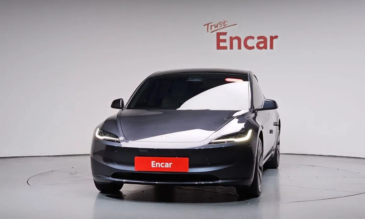 Tesla Model 3 2025 из KR, фото 3