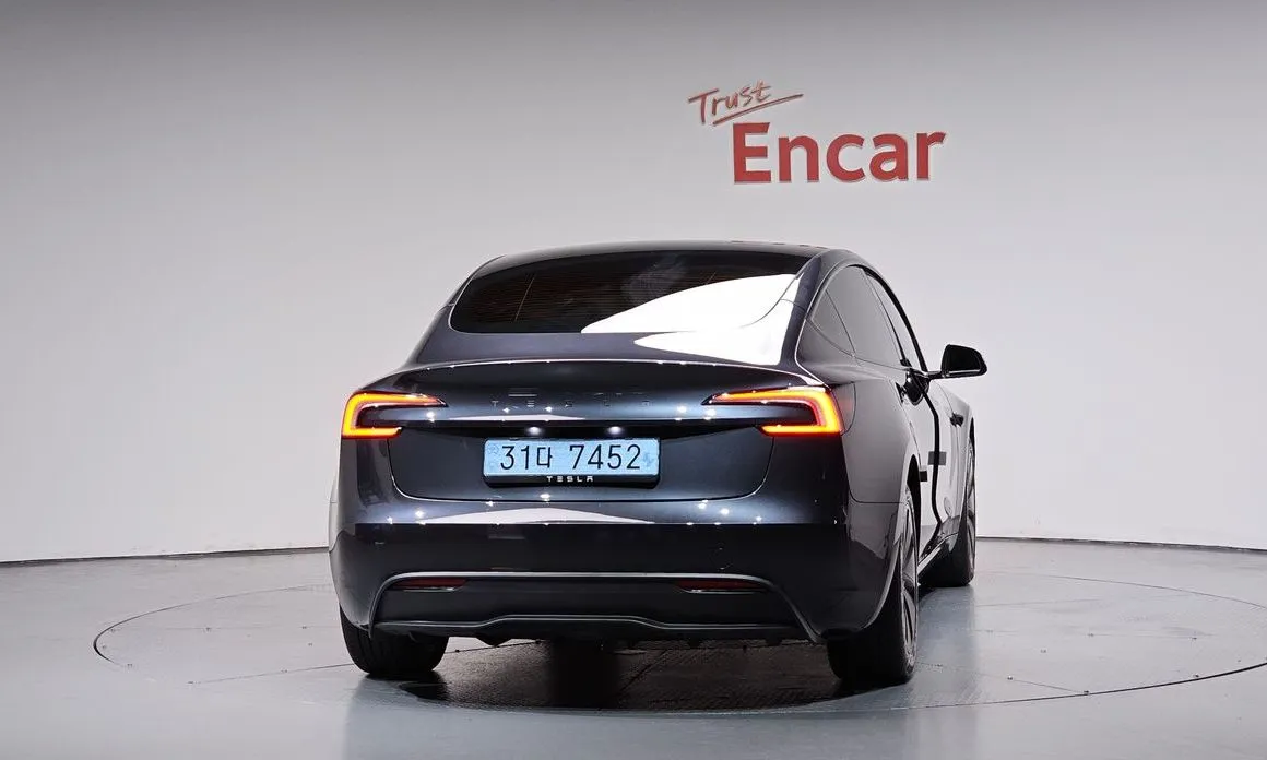 Tesla Model 3 2025 из KR, фото 4
