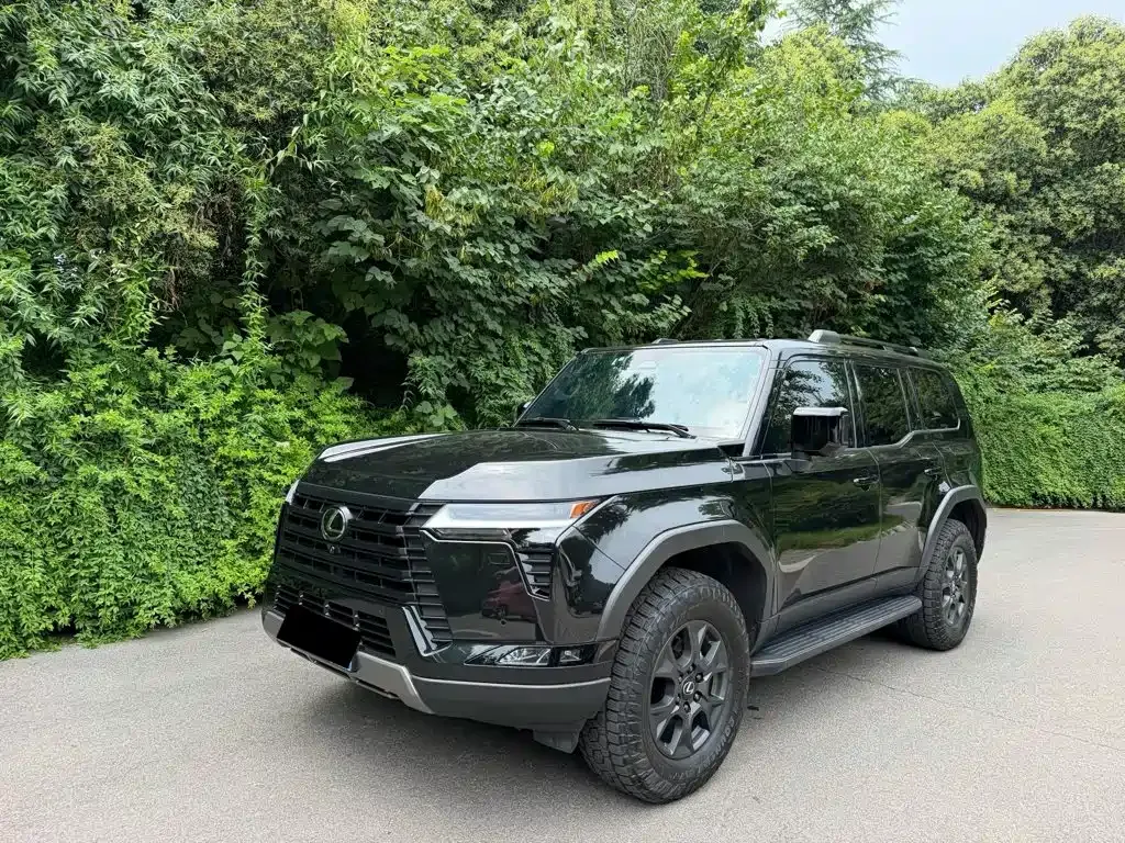 Lexus GX — фото 1