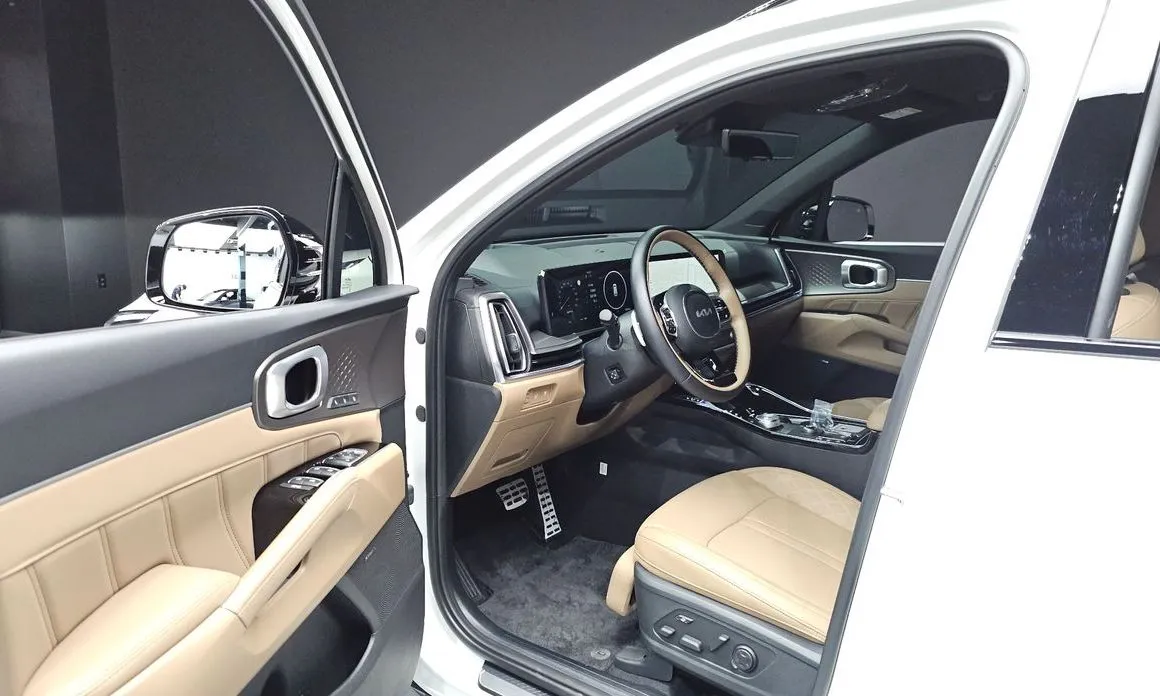 Kia Sorento — фото 5