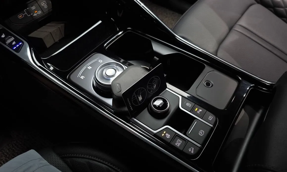Kia Sorento — фото 2