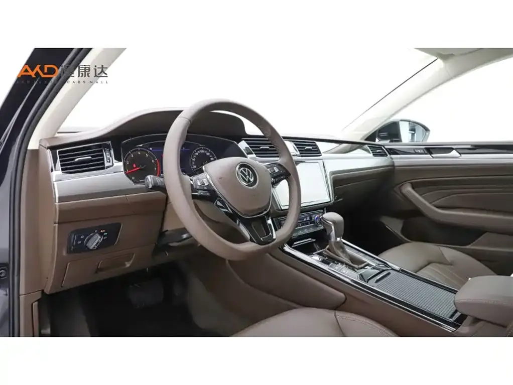 Volkswagen Phideon — фото 7