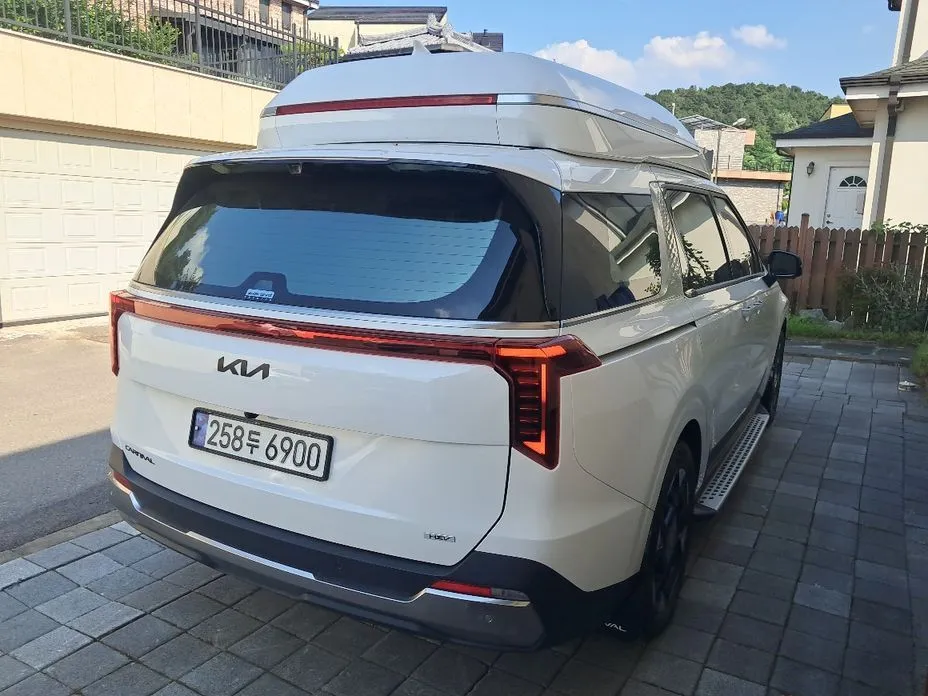 Kia Carnival — фото 10